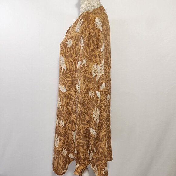 Real Clothes Sax 5th Ave Women's Size Large Mustard Floral Silk Button Up Top - Picture 9 of 15